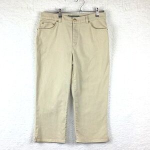Lauren Ralph Lauren Women’s Size 10 Capri Pants.